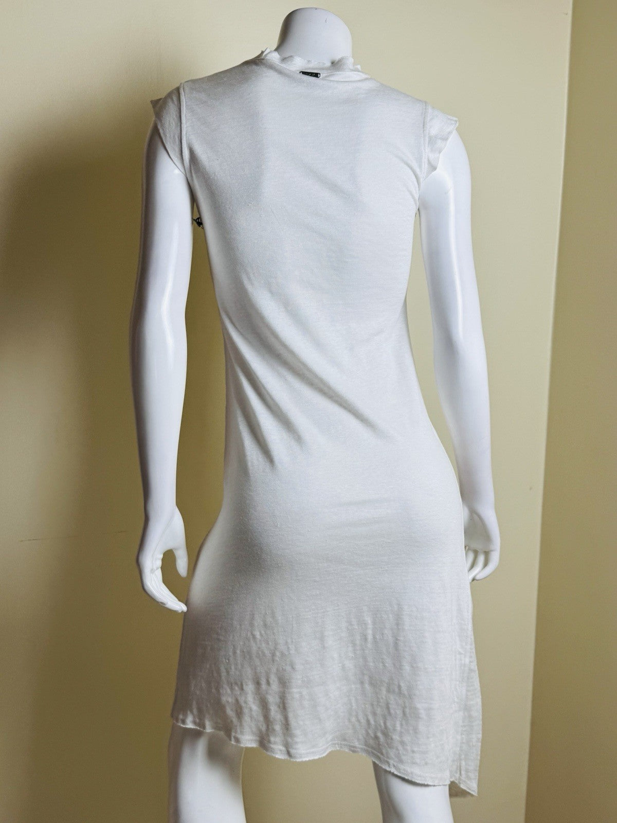 Jofit Women's Golf Tennis Ivory Dress Sz S.      (B.183)