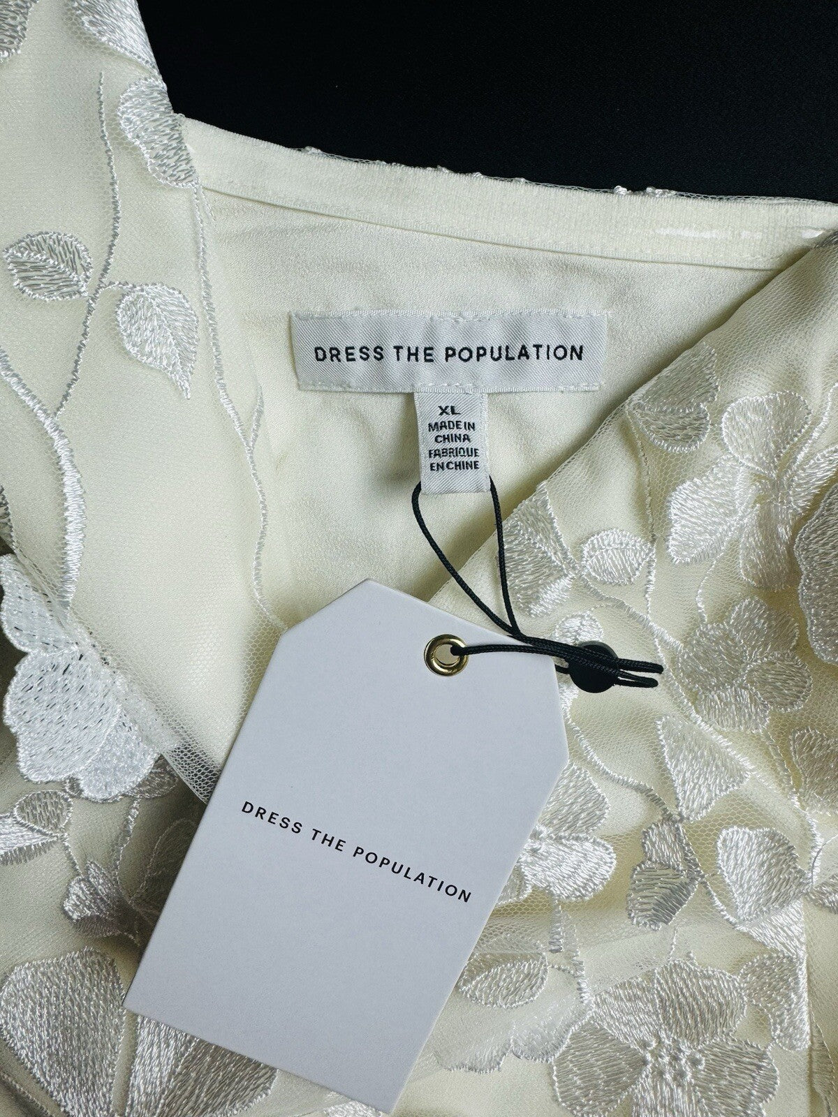 Dress The Population Off White Lace Floral Dress Size XL One Shoulder. (B.87)