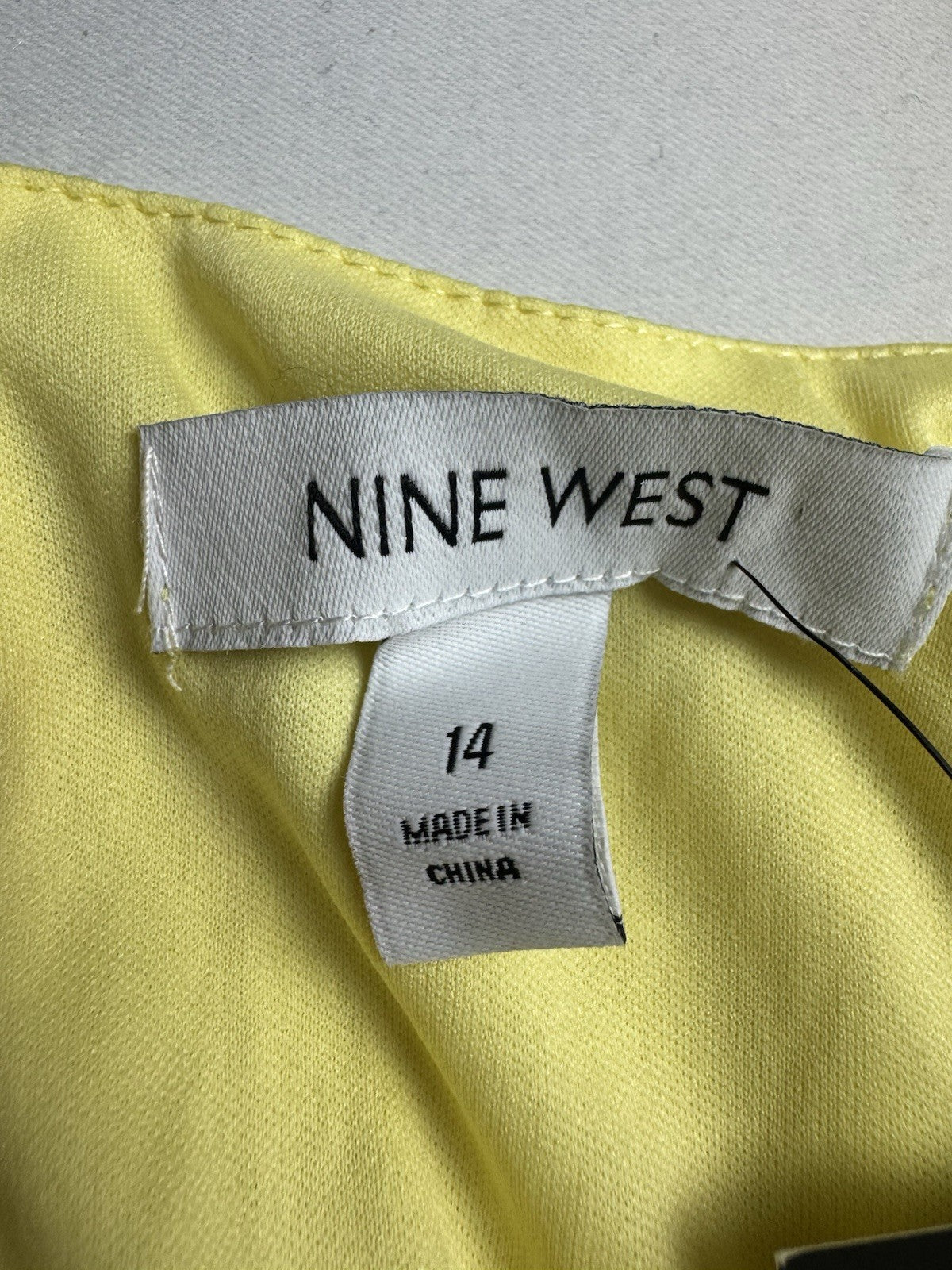 $92 Nine West Yellow Dress Sz 14.  (B.111)