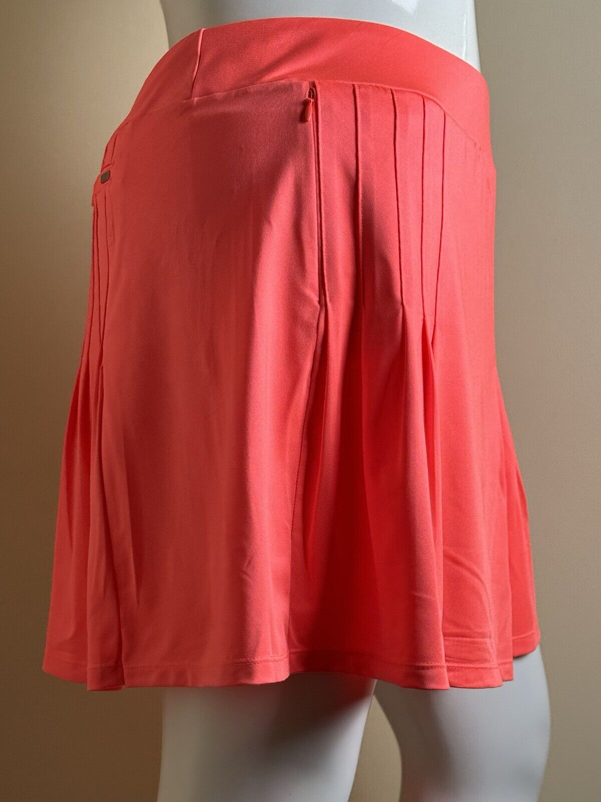 Tail Women's Golf Skort Skirt Size XL.   (B.81)