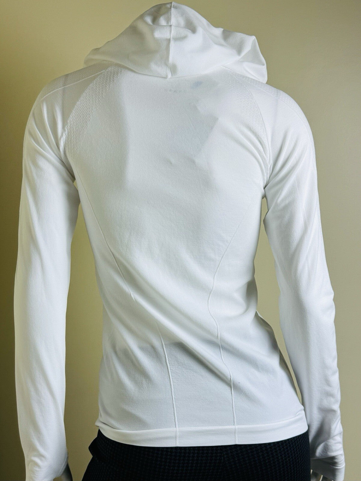 Sport Haley Women's Golf Hooded Sweatshirt White Sz L. (B.107)