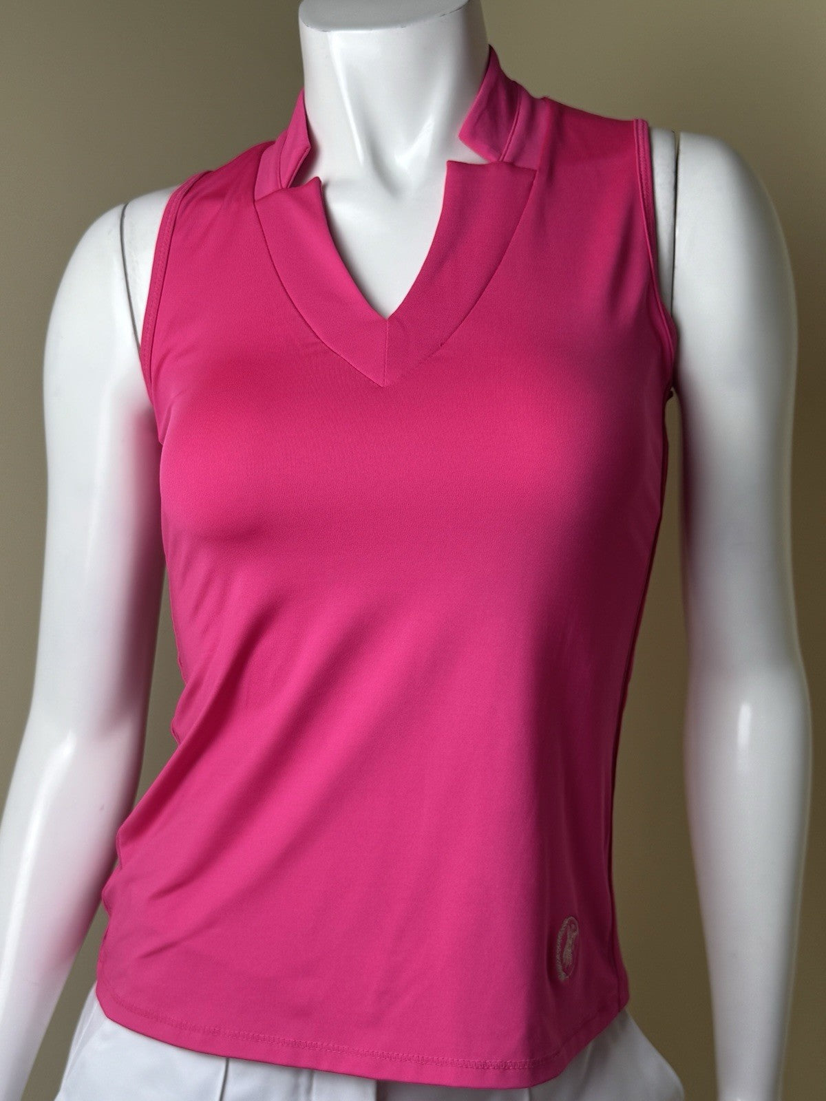 Lucky In Love Women’s Sleeveless Tennis Golf Shirt Sz XS.     (B.161)