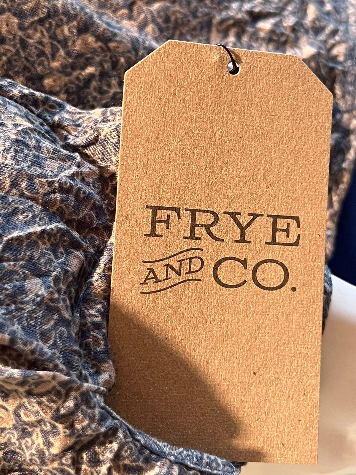 FRYE AND CO Women’s Sz S Floral long sleeve shirt multicolor