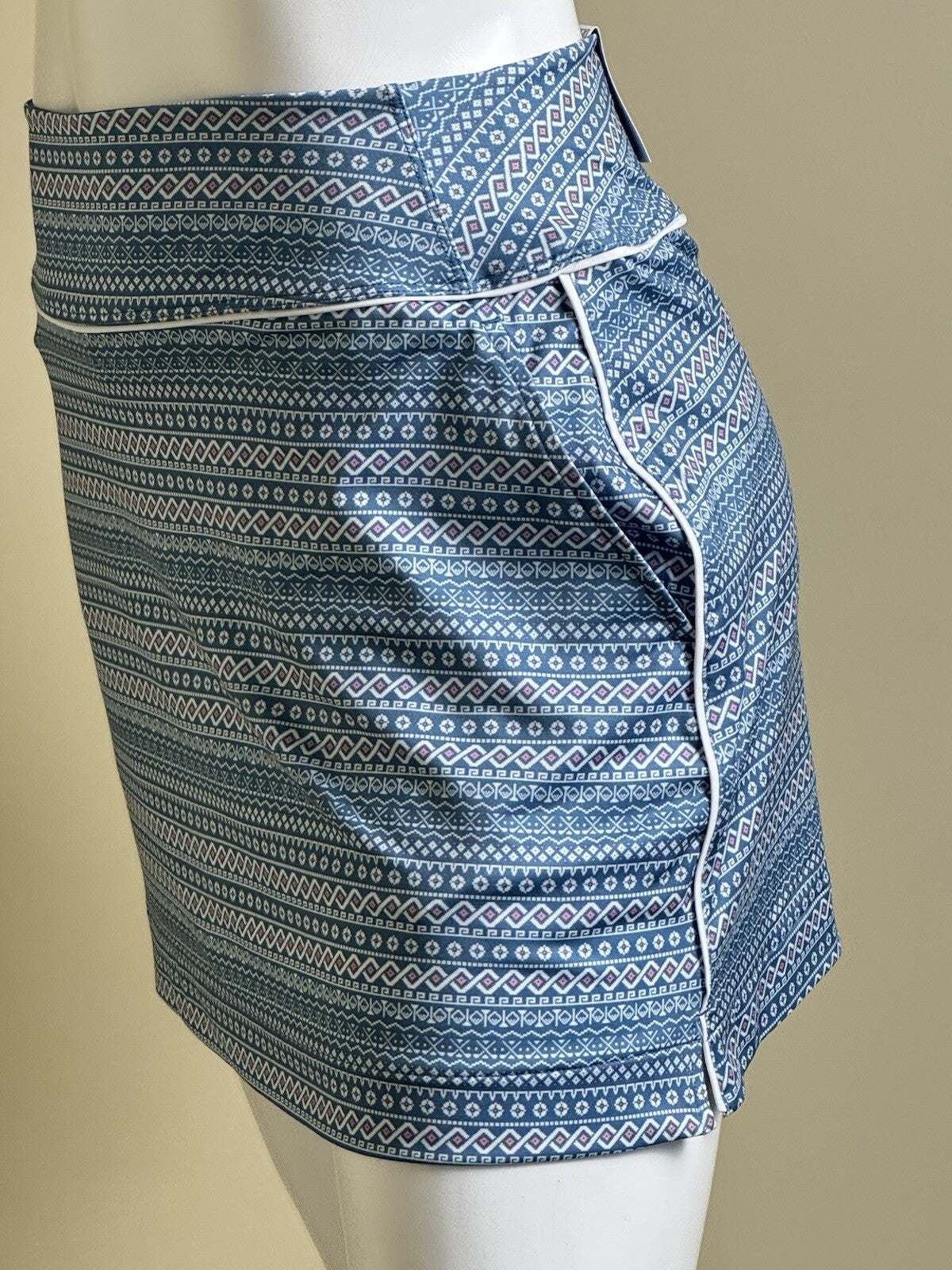 PUMA Women's Golf Tennis Skort Skirt Sz S (B.140/6)