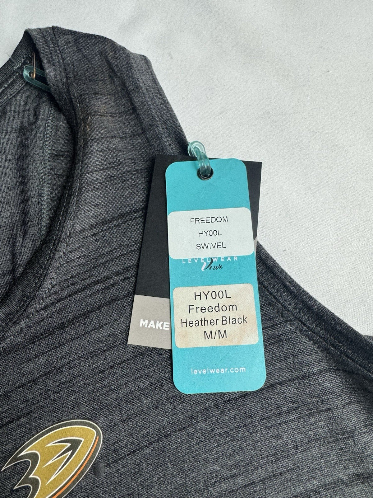 LeverWear Verve Women's Ahaheim Logo Tank Top Sz M   (B.172)