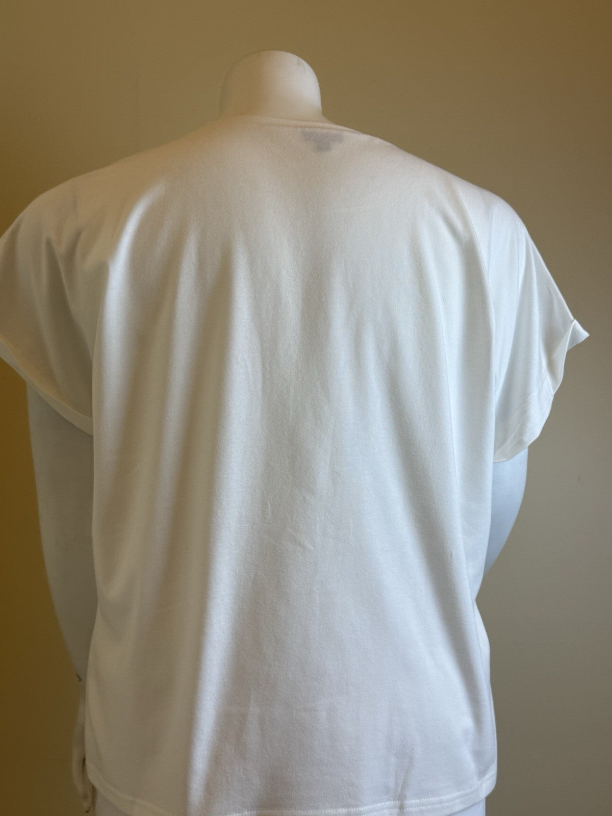 On Twelfth Women’s White Starts Rhinestone Shirt Sz 3XL.        (B.161)