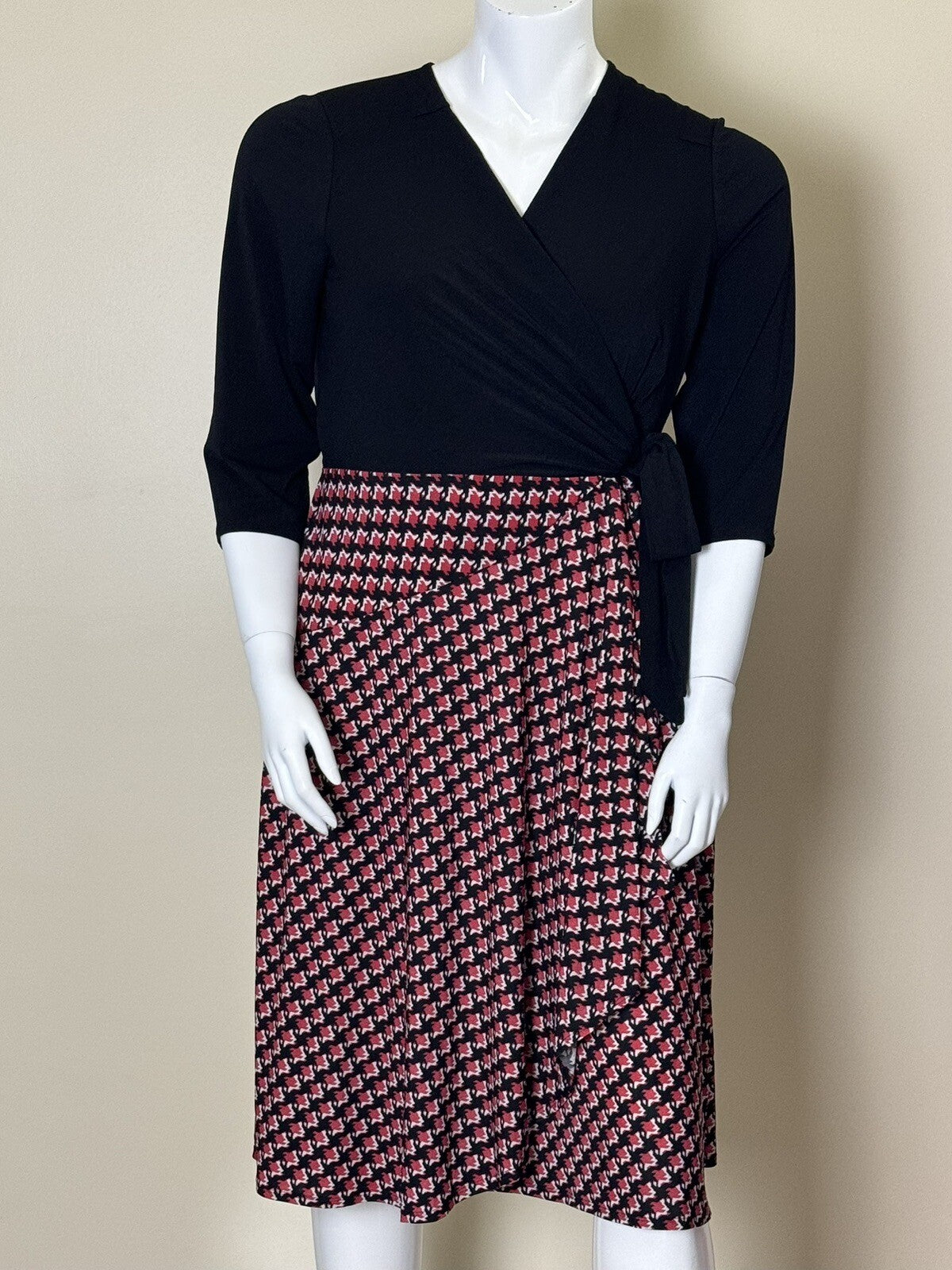 ROBBIE BEE Women's Front Waist Tie Dress Size XL.  (69)