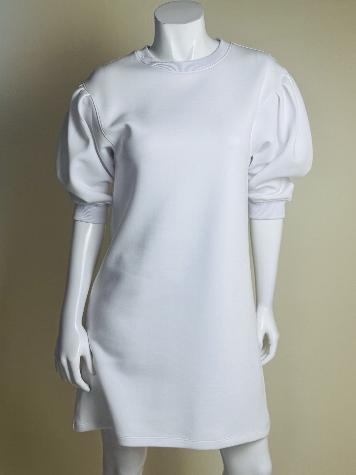 ADDISON BAY Women's White Knit Cedar Dress Sz XS.      (B.062)