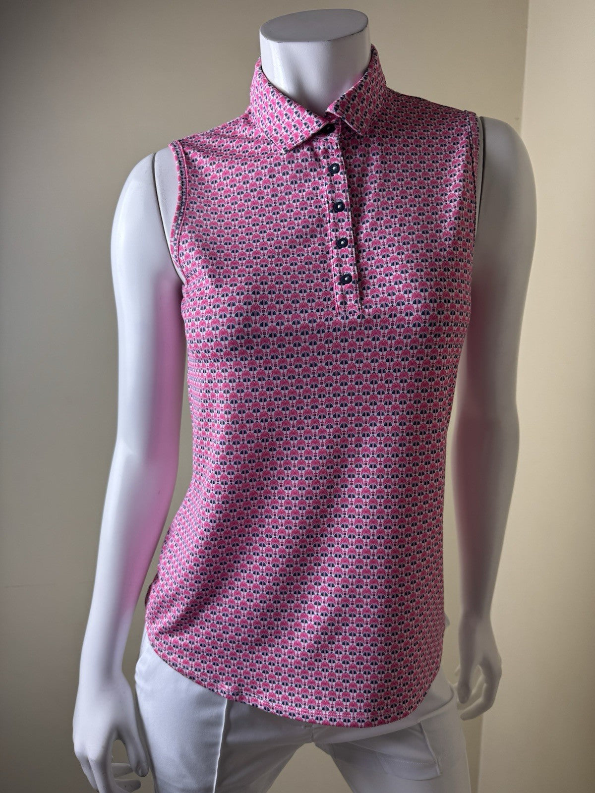 Puma Women’s Golf Shirt Sz S.   (B.162)