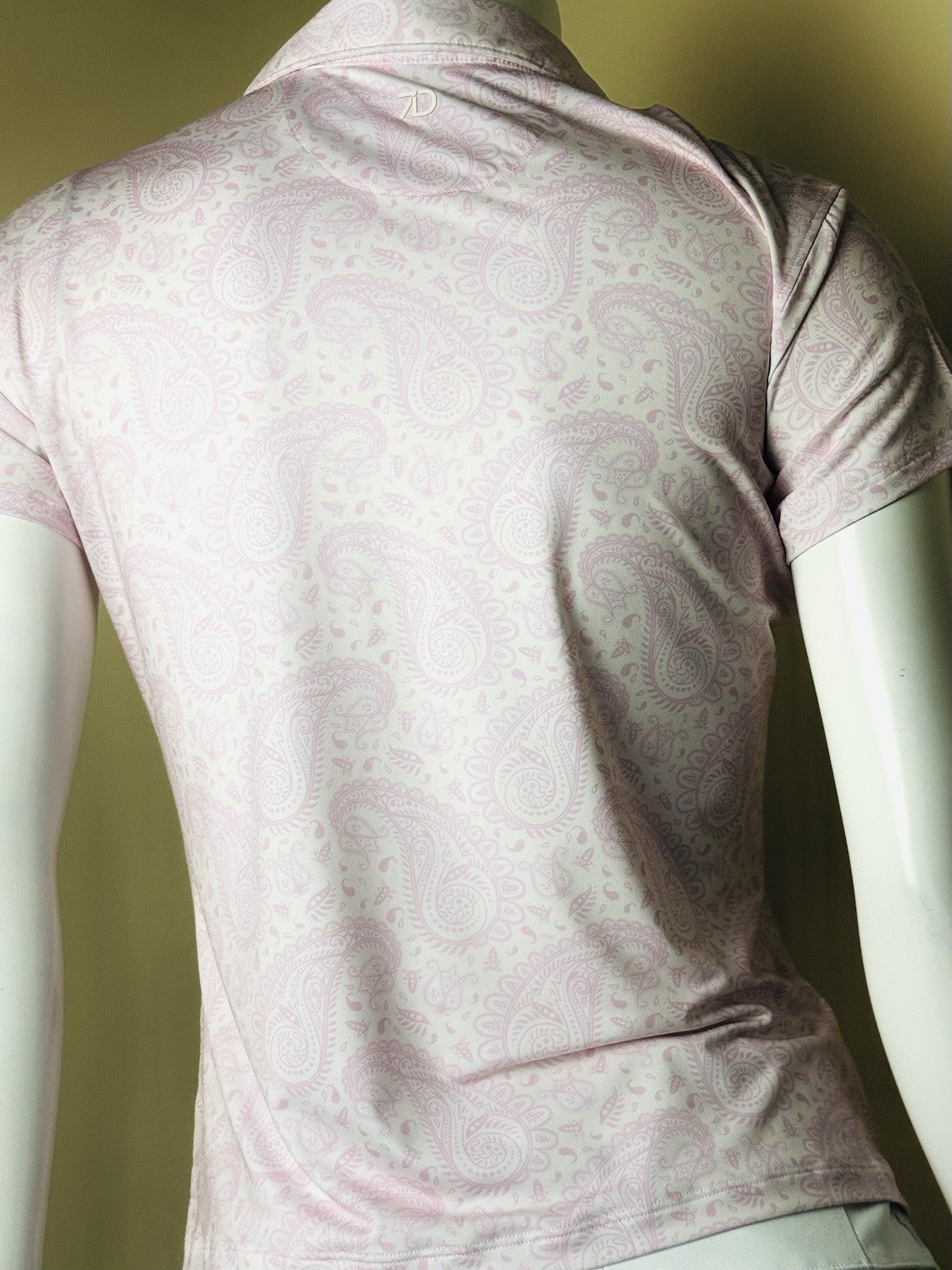 $78 7Diamonds Women’s Golf Shirt Size S     (B.161)