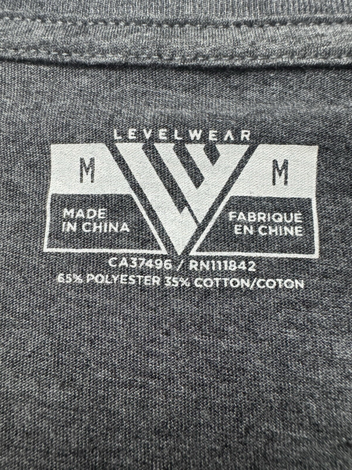 LeverWear Women's Golf shirt Sz M   (B.138)