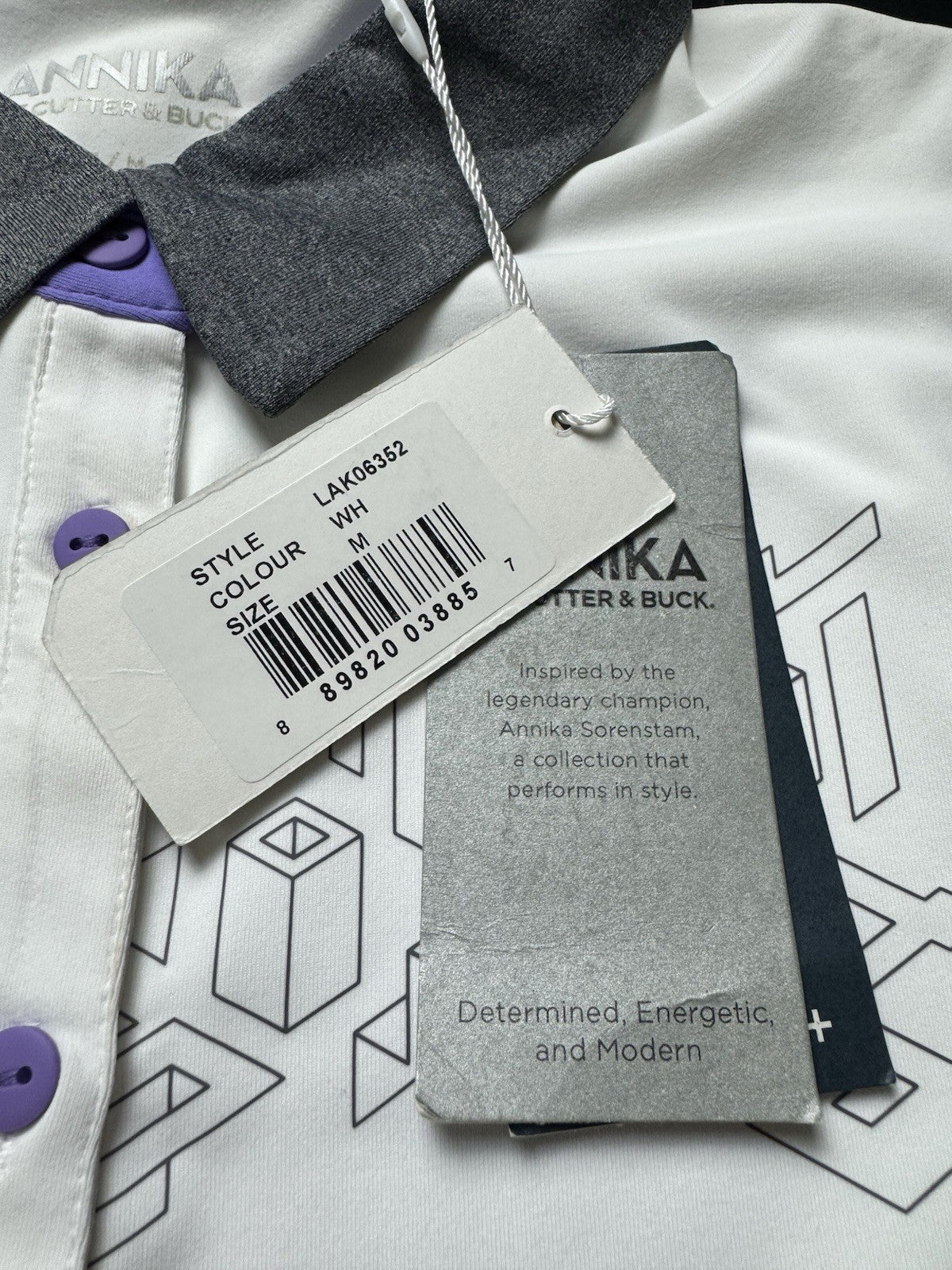 Annika Cutter and Buck Women’s Polo Shirt Size M      (B.153)