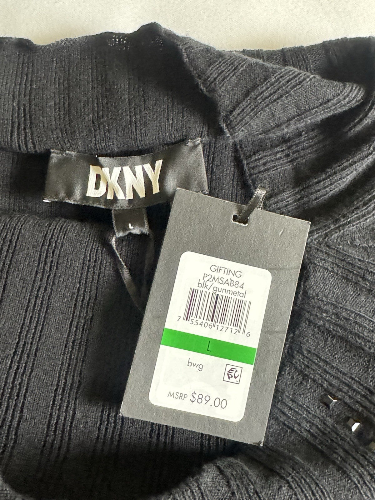 $89 DKNY Women’s Black Rhinestone Sweater Size L.      (B.119)