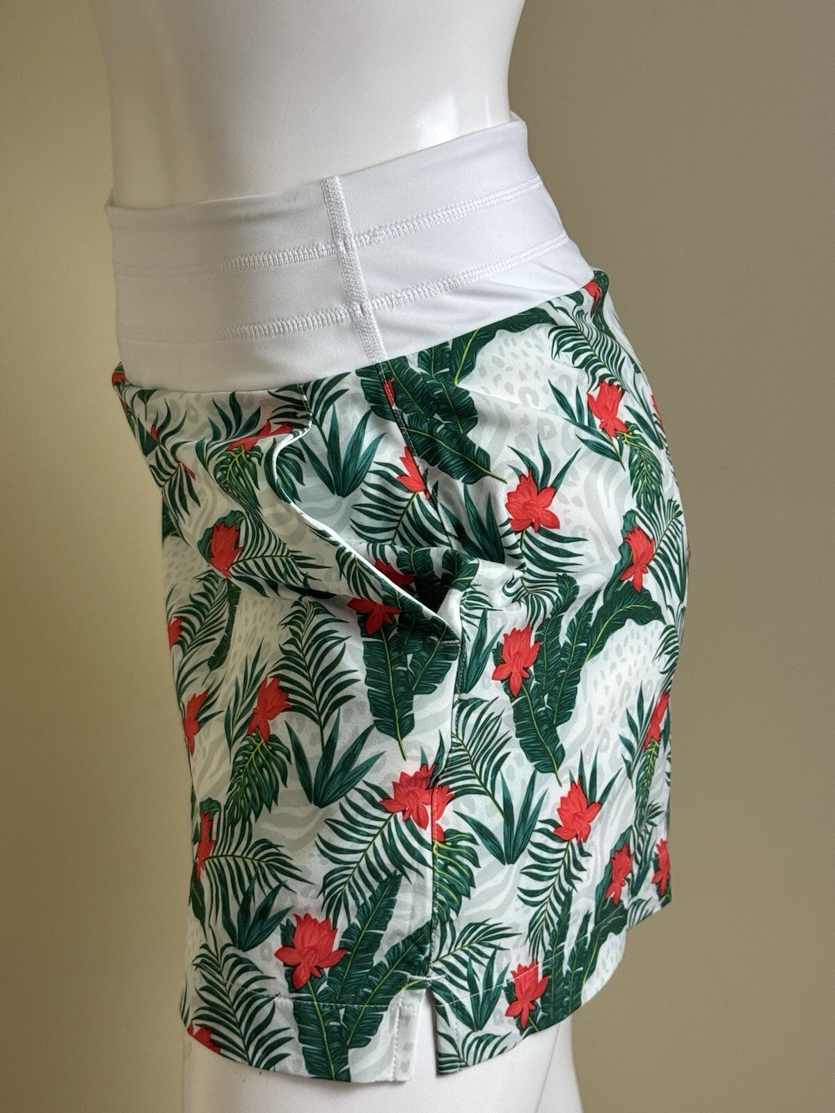 PUMA Women's Golf Tennis Skort Skirt Sz S (B.138/1)