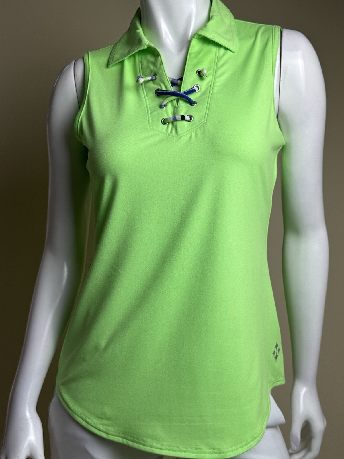 JOFIT WOMEN'S GOLF Lace Up SHIRT Sz S.       (B.172)