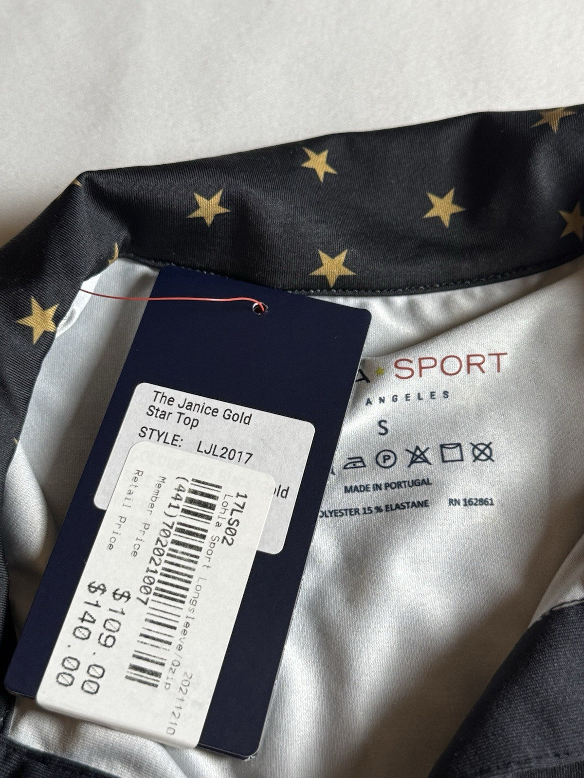 $140 Lohla Sport Women’s Golf Sweatshirt Sz S.          (B.157)