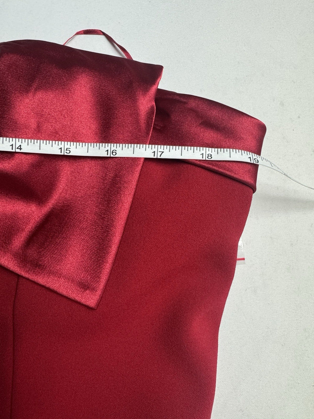 R&M RICHARDS Women’s Shift Red Dress Sz 16.    (B.111)