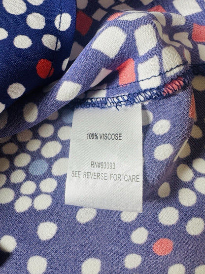 Tyler Boe Women’s Blue Multi Blouse Sz L.    (B.158)