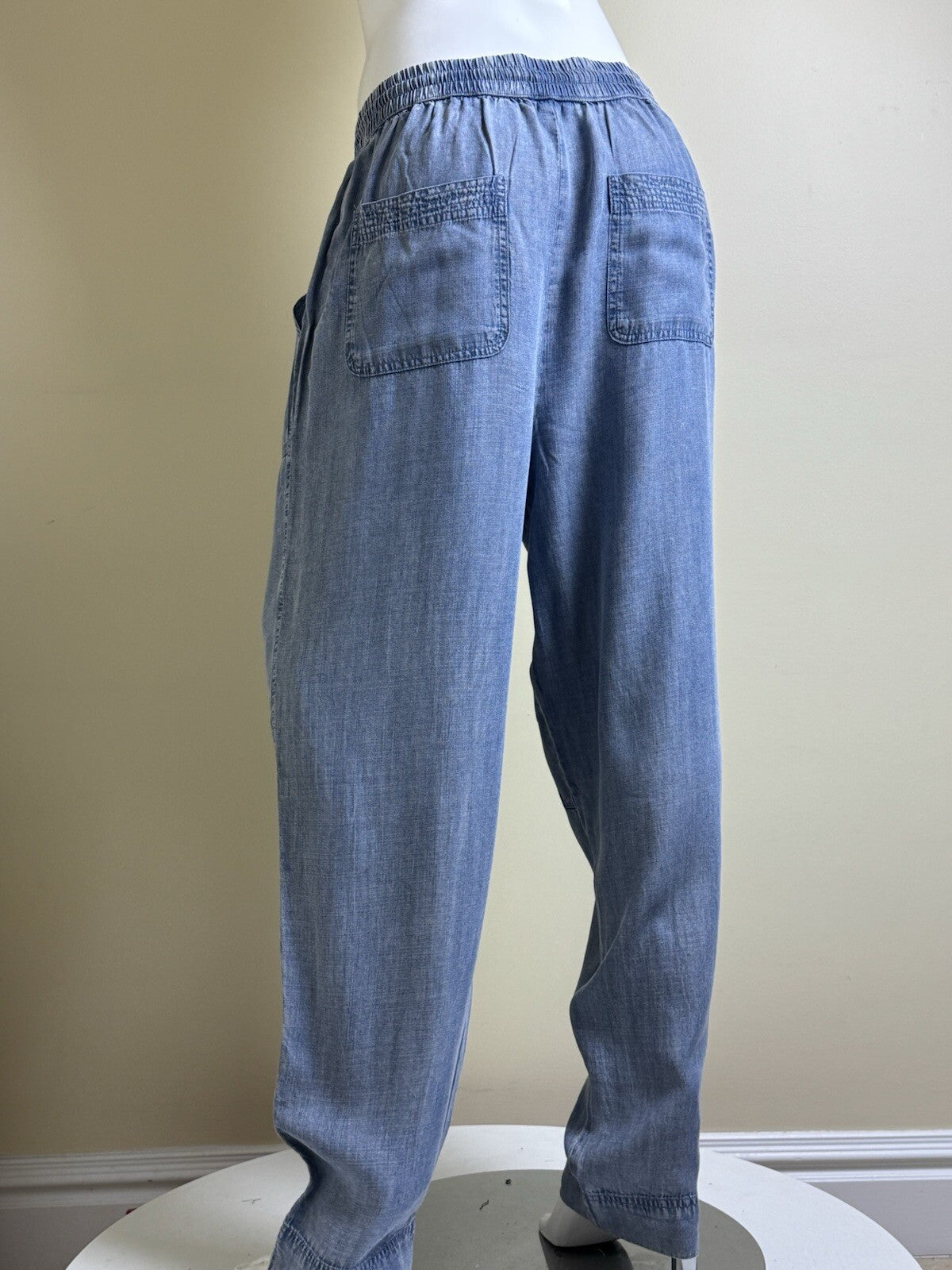 $178 SPLENDID Women’s Denim Trousers Size L. (B.142)