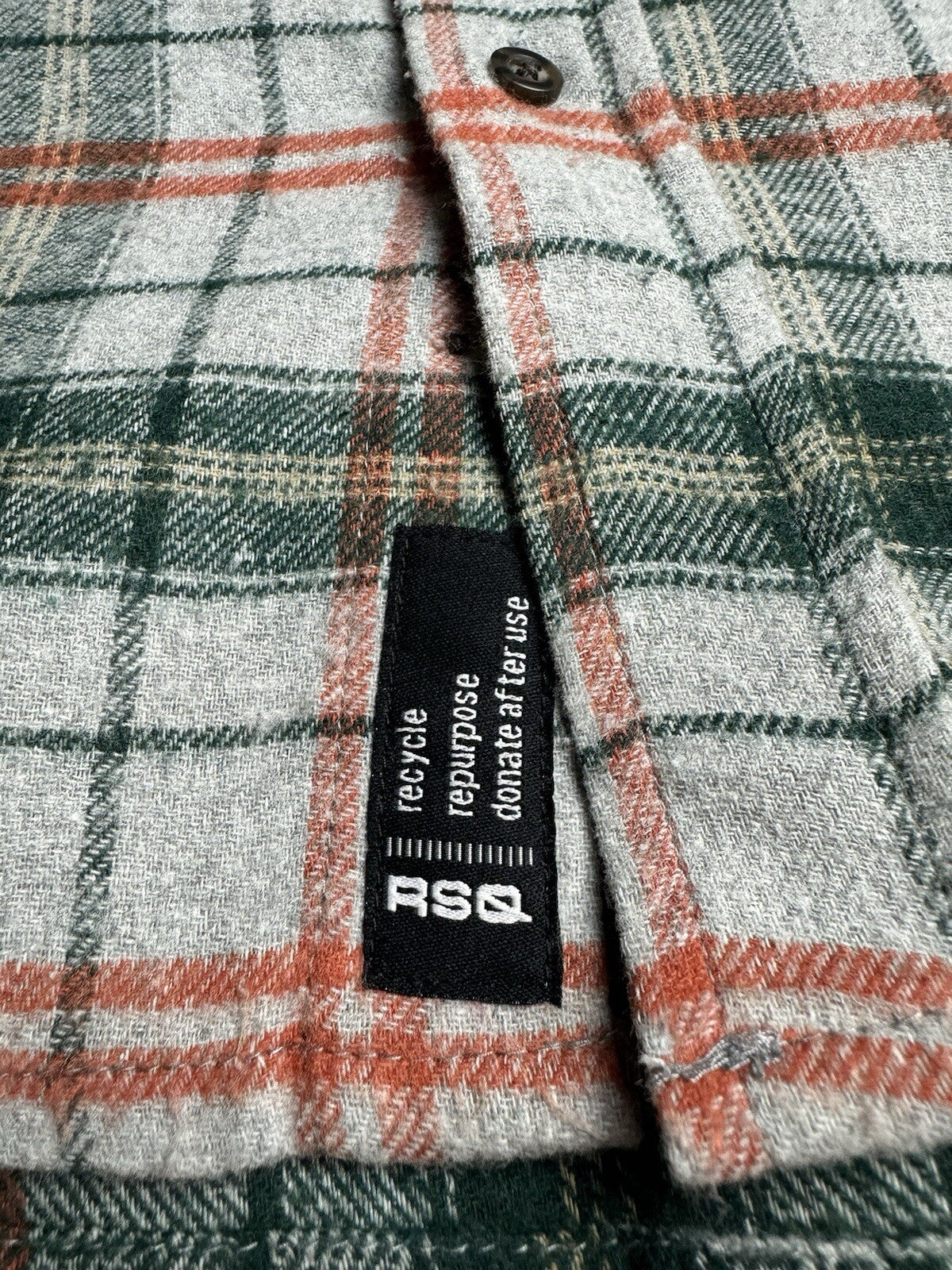 RSQ Women's Flannel Button-Up Shirt Sz XL.  (B.101)