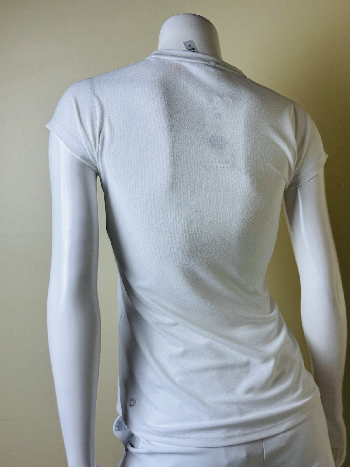 $65 Adidas Women’s Golf Shirt Sz XS    (B.163)
