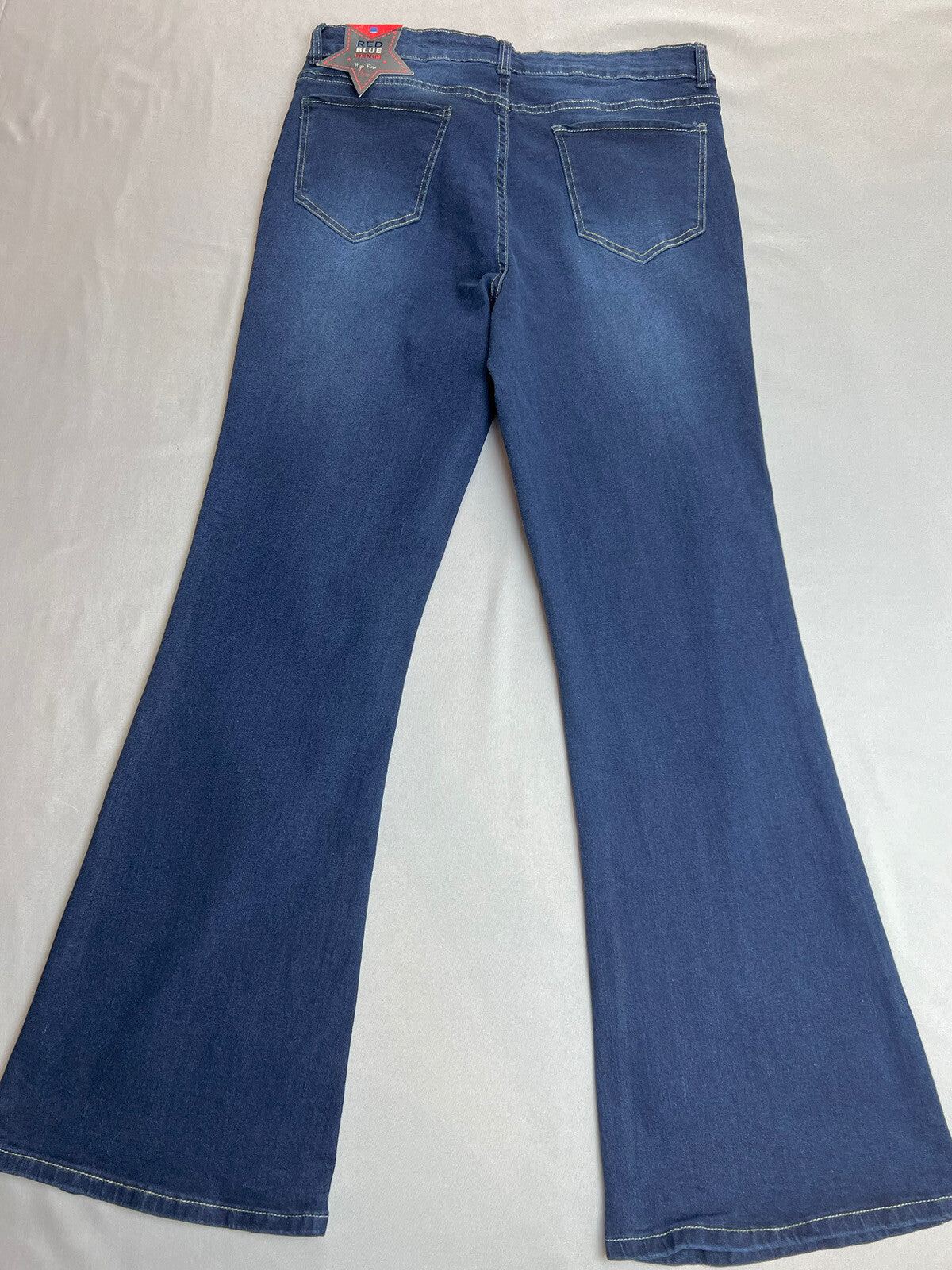Red Blue Denim Women’s Jeans Size 15 Mid Rise Pants