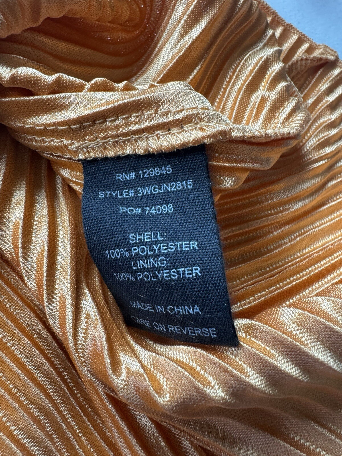 Max + Ash Women’s Gold Metallic Belted Dress Sz M.      (B.38)