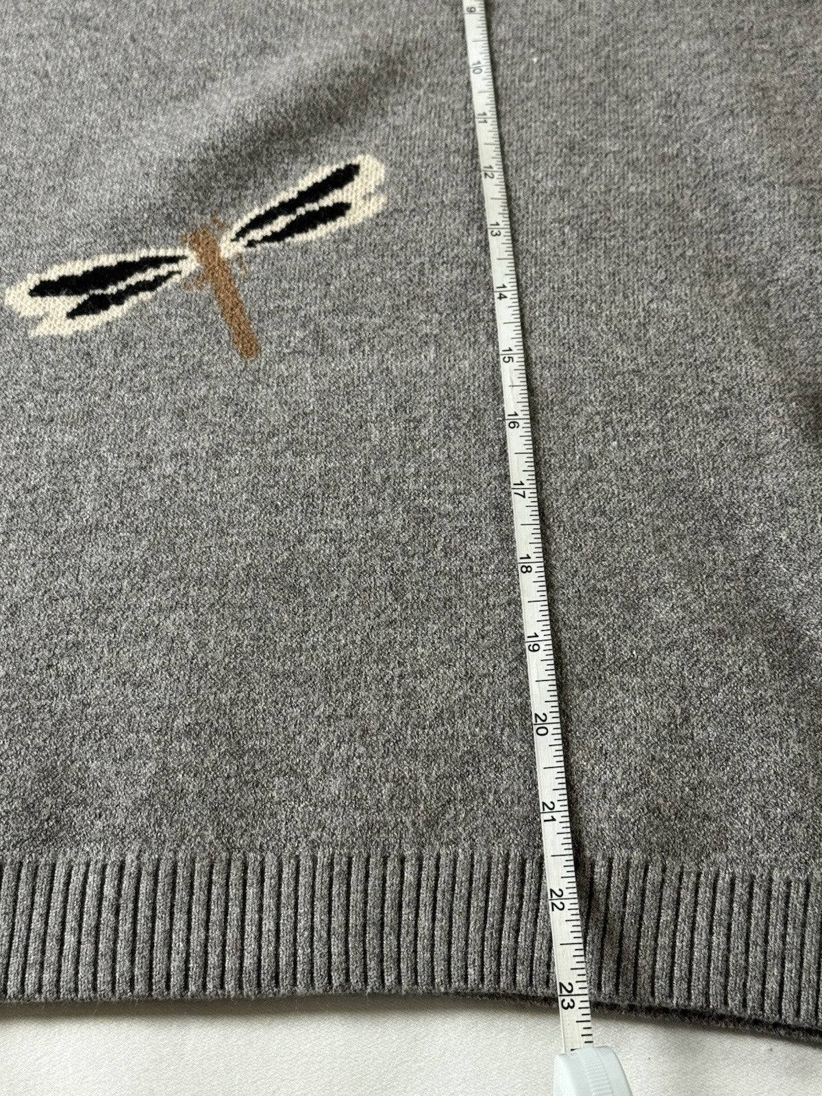 $89 ELLEN TRACY Women’s Dragon Flies Print Sweater Size XL.     (B.191)