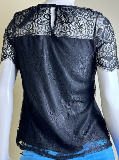 Adiva Women’s Lace Floral Black Blouse Top Sz S.    (B.88)