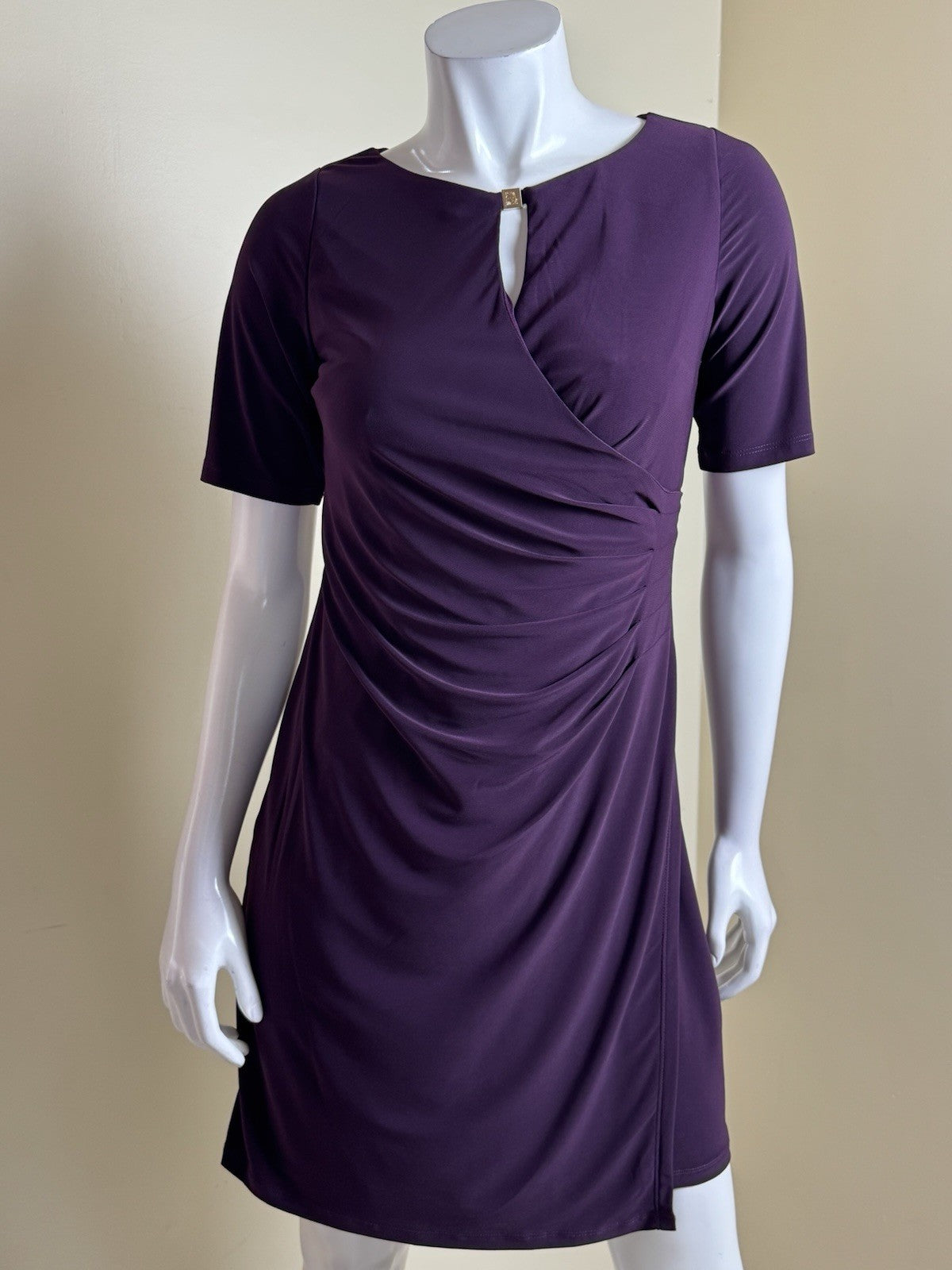$99 Anne Klein Women's Blouson Dress Purple Sz 6P.    (B.176)