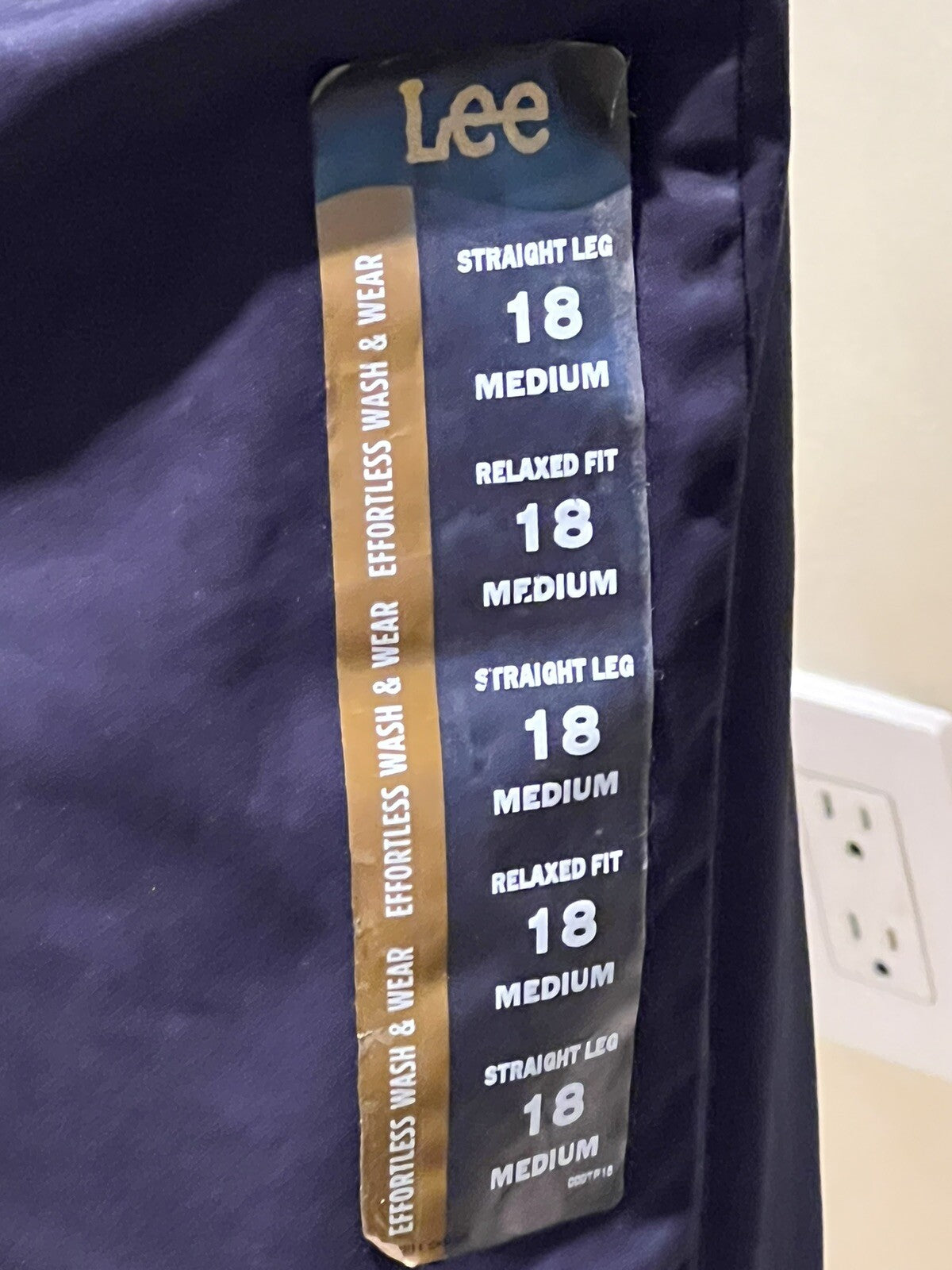 LEE Women’s Navy Khakis Pants Sz 18