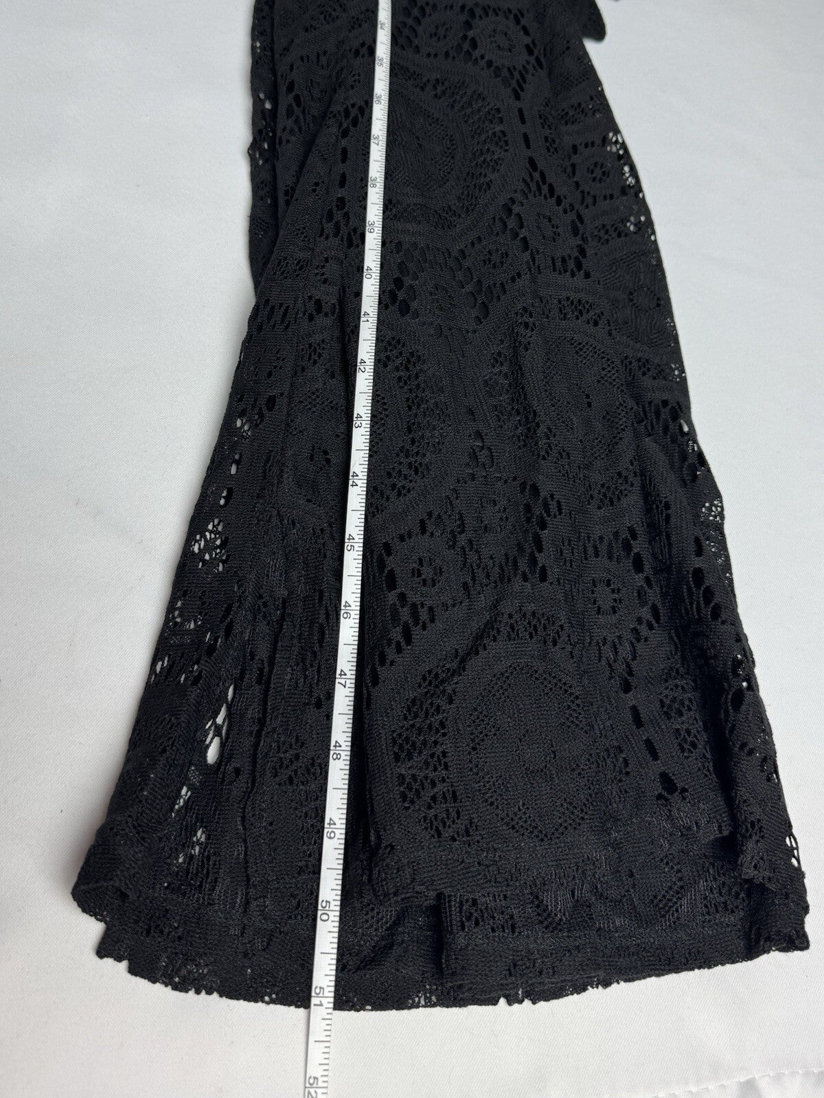 TACERA Women's Black Lace Dress Sz L.    (B.138)