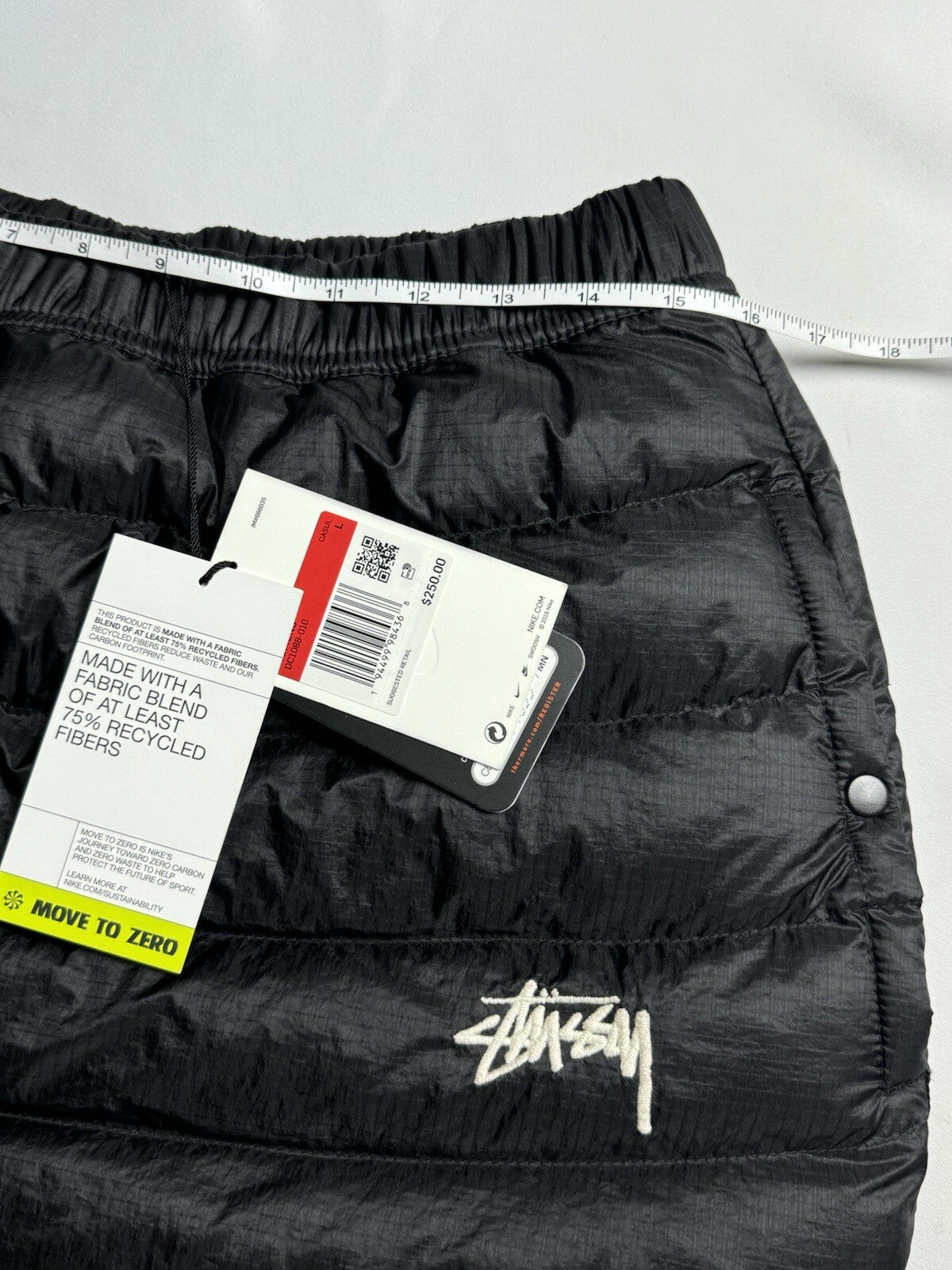 $250 Nike Women’s Sports Puff Skirt Black Sz L (B.88)