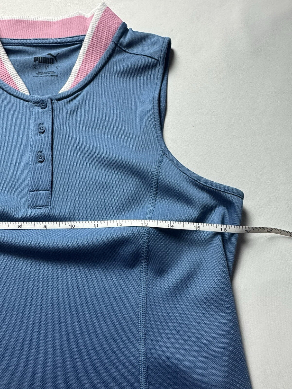 Puma Women’s Golf Shirt Sleeveless Sz S (B.127/6)