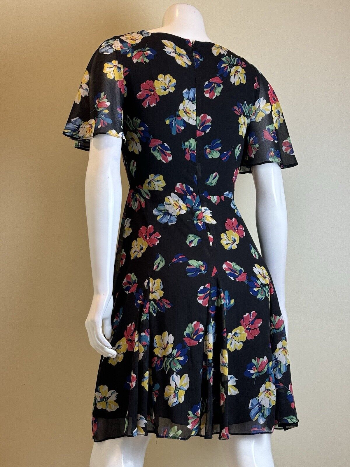 $165 Ralph Lauren Women’s Size 0 Floral Dress  (66)