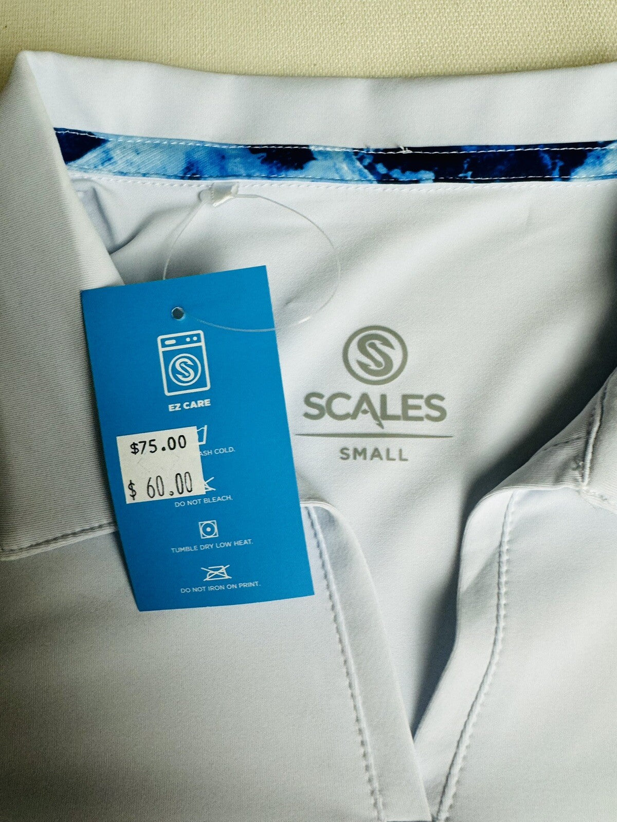 Scales Women’s Golf Shirt SZ S    (69)