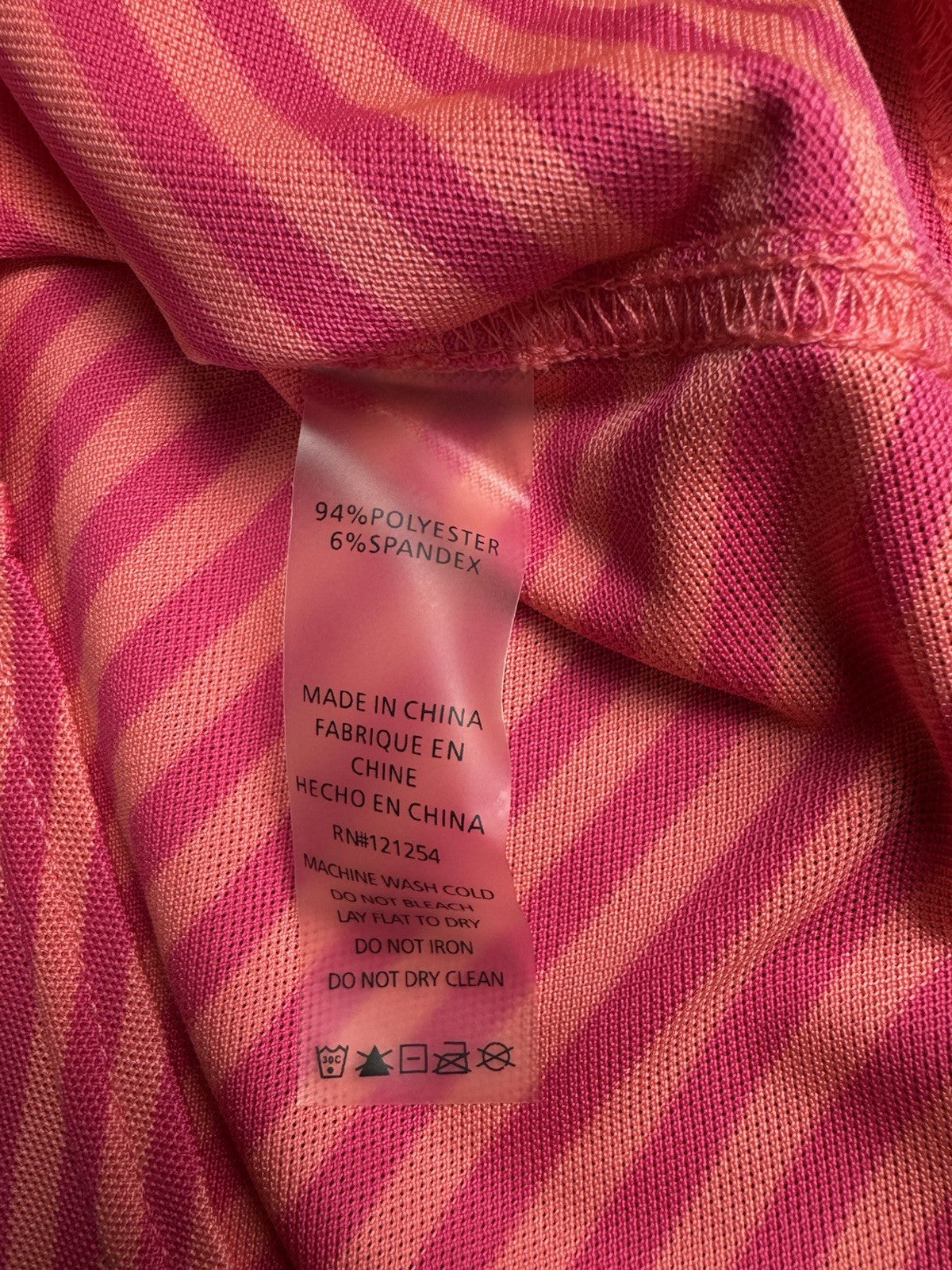 Puma Women’s Golf Shirt Sz S.   (B.174)