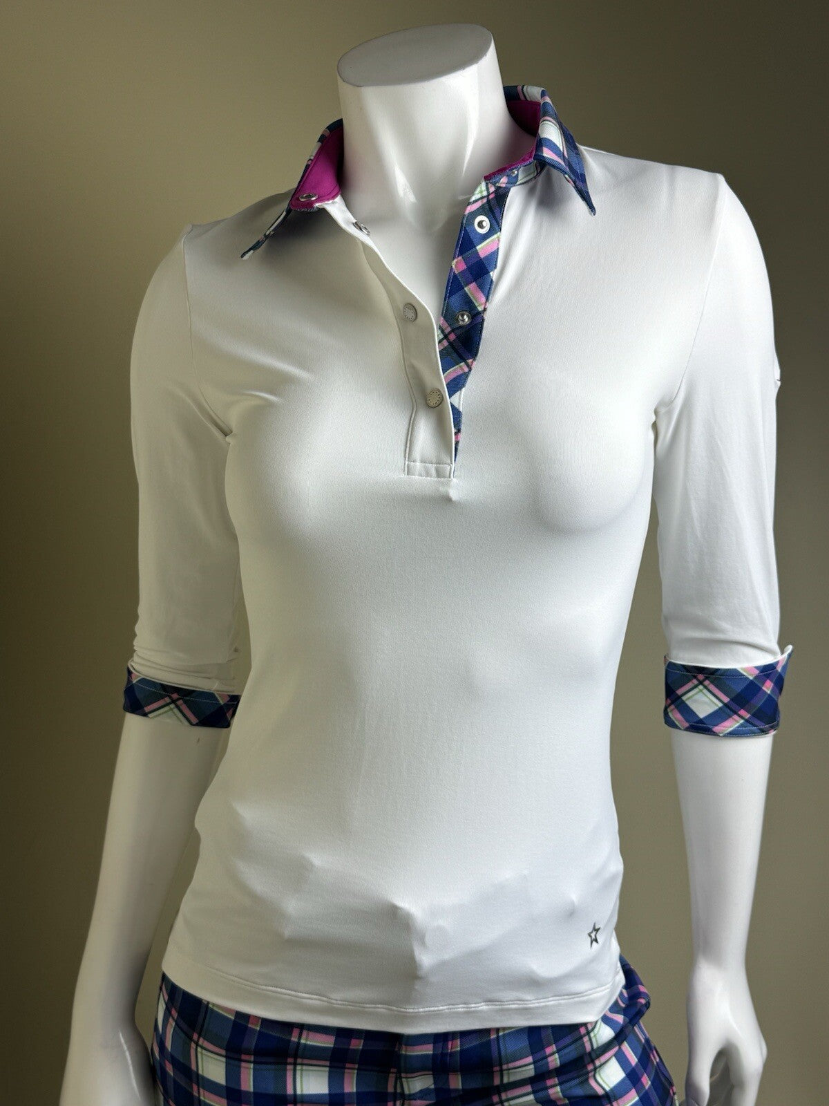 Lohla Sport Women’s Golf shirt White w/Plaid Sz XS.   (B.113)