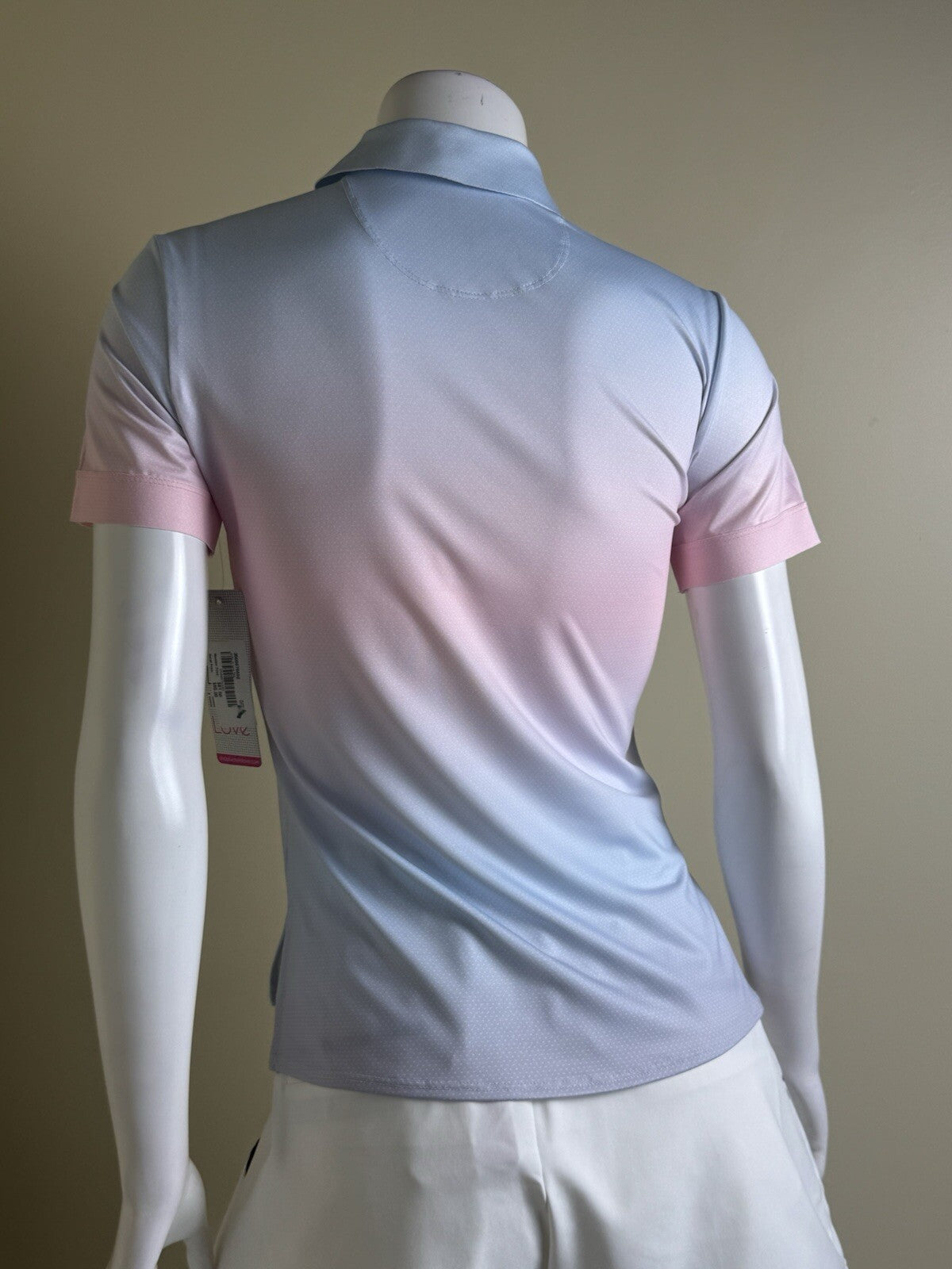 Lucky In Love Women’s Tennis Golf Shirt Sz XS.   (B.132)
