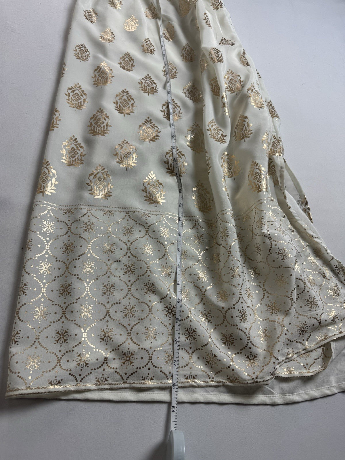 Dress Nado Women’s embroidery Long Maxi Dress Sz M.  (B.151)