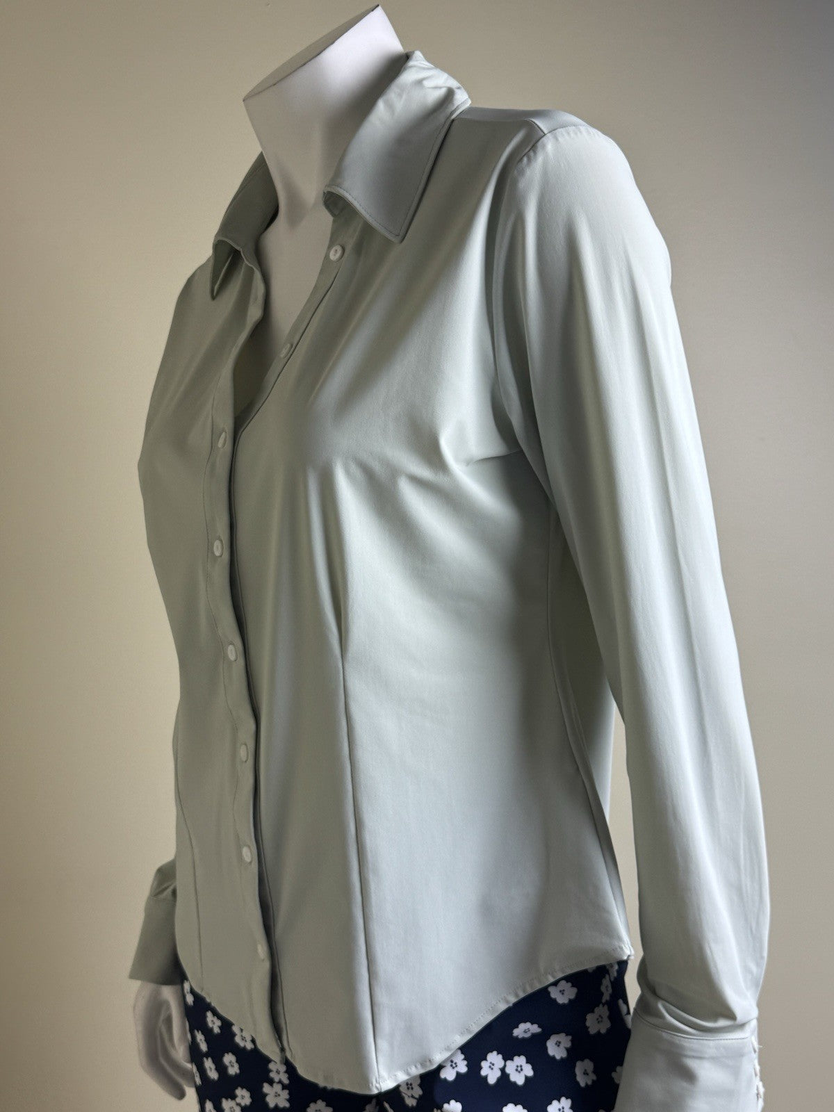 7 Diamonds Women’s Long Sleeve Shirt Size M     (B.159)