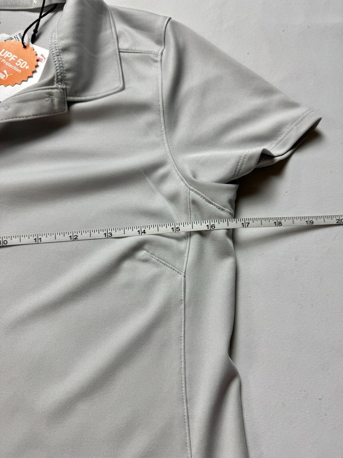 Puma Women’s Golf Shirt Sz S.   (B.117/7)