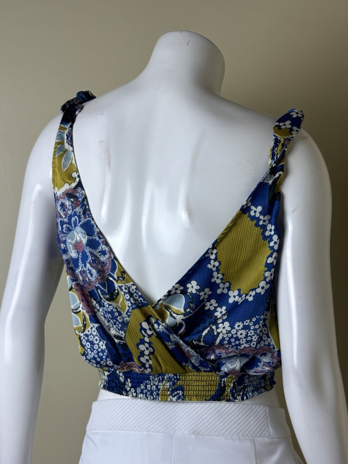 $58 INTIMATELY FREE PEOPLE Top Floral Sz M. (B.162)