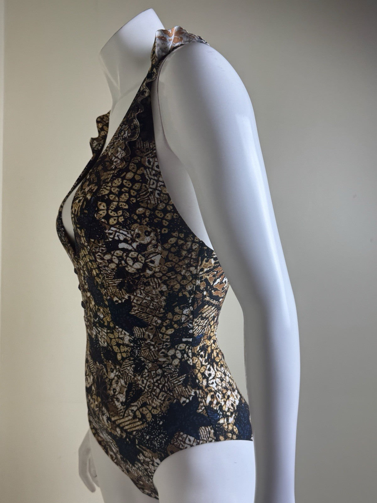 $192 Amoressa Fresco Multi One Piece Swimsuit Sz 8.  (B.151)