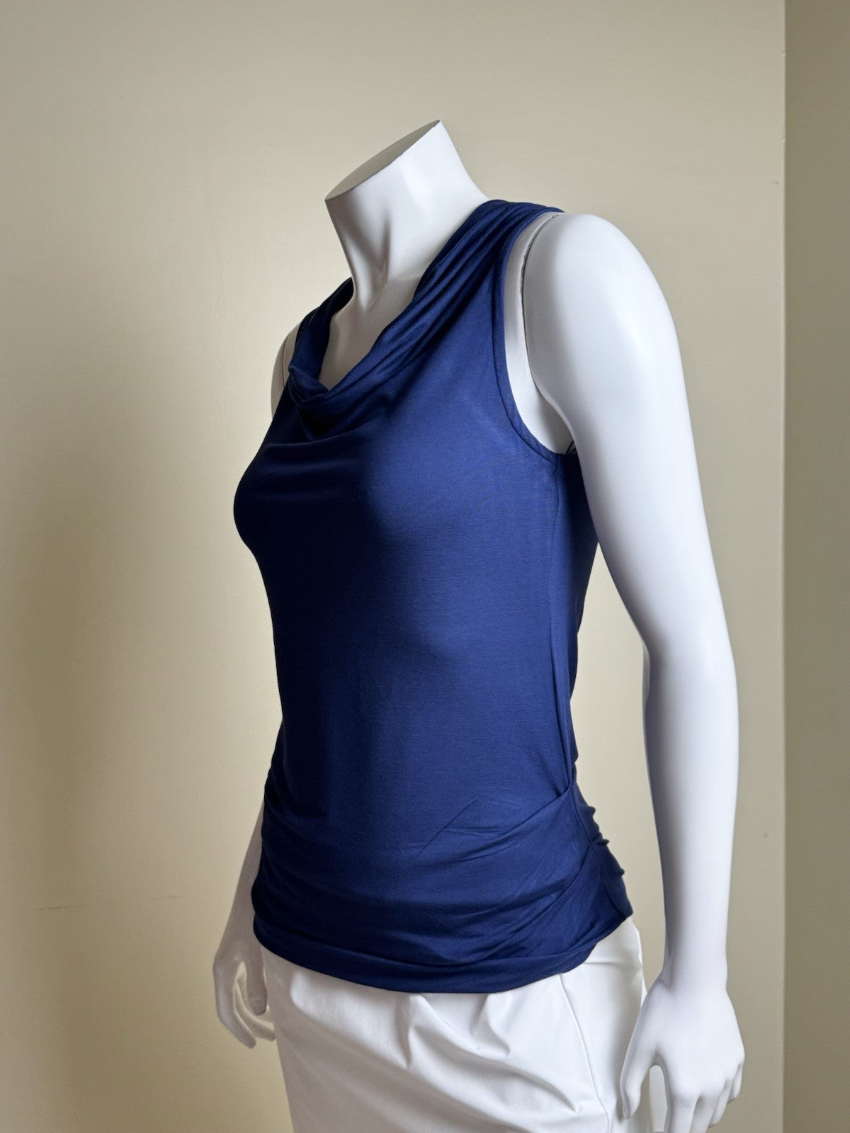 JOFIT Women's Golf Shirt Size S.   (B.182)
