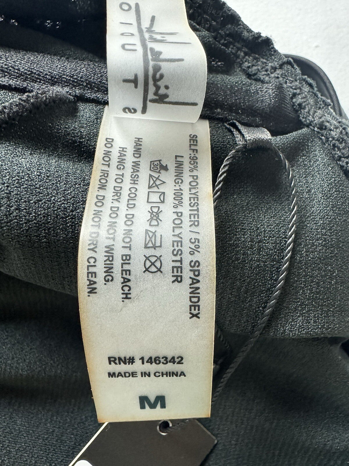 $98 Nicole Miller One Pc Swimsuit Black Crochet Sz M Bathing suit (B.53)