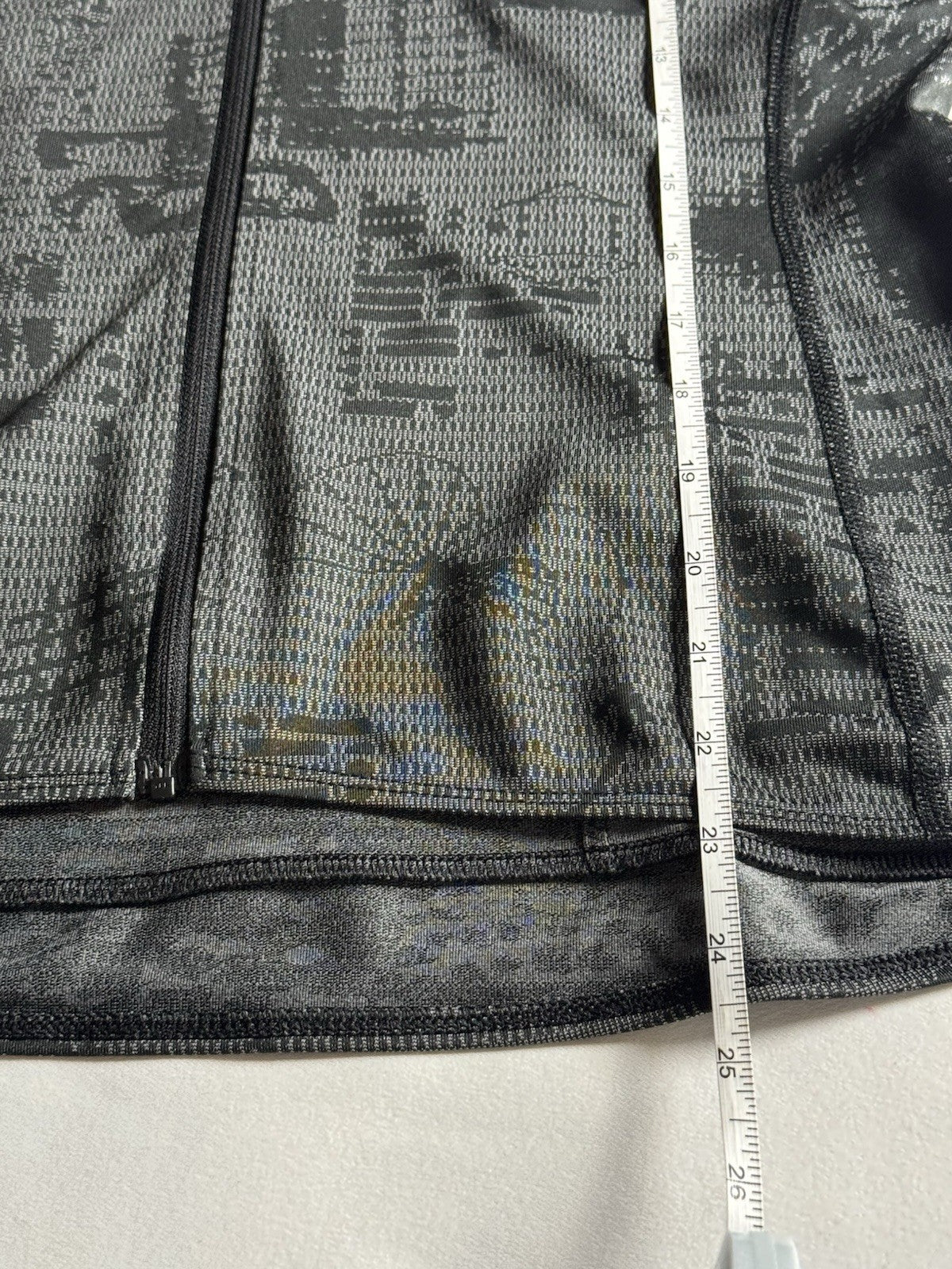 $170 Adidas Women’s Parley Jersey Shirt Sz M    (B.189)