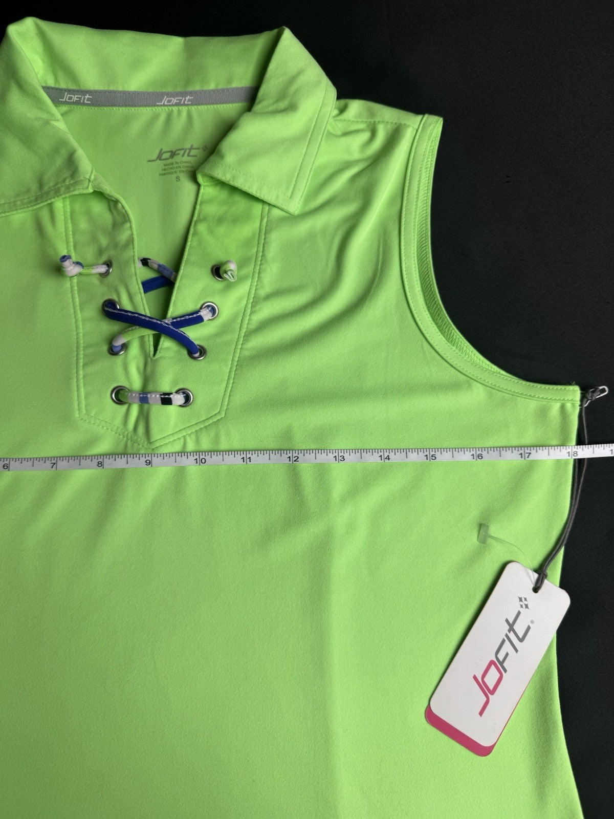 JOFIT WOMEN'S GOLF Lace Up SHIRT Sz S.       (B.172)