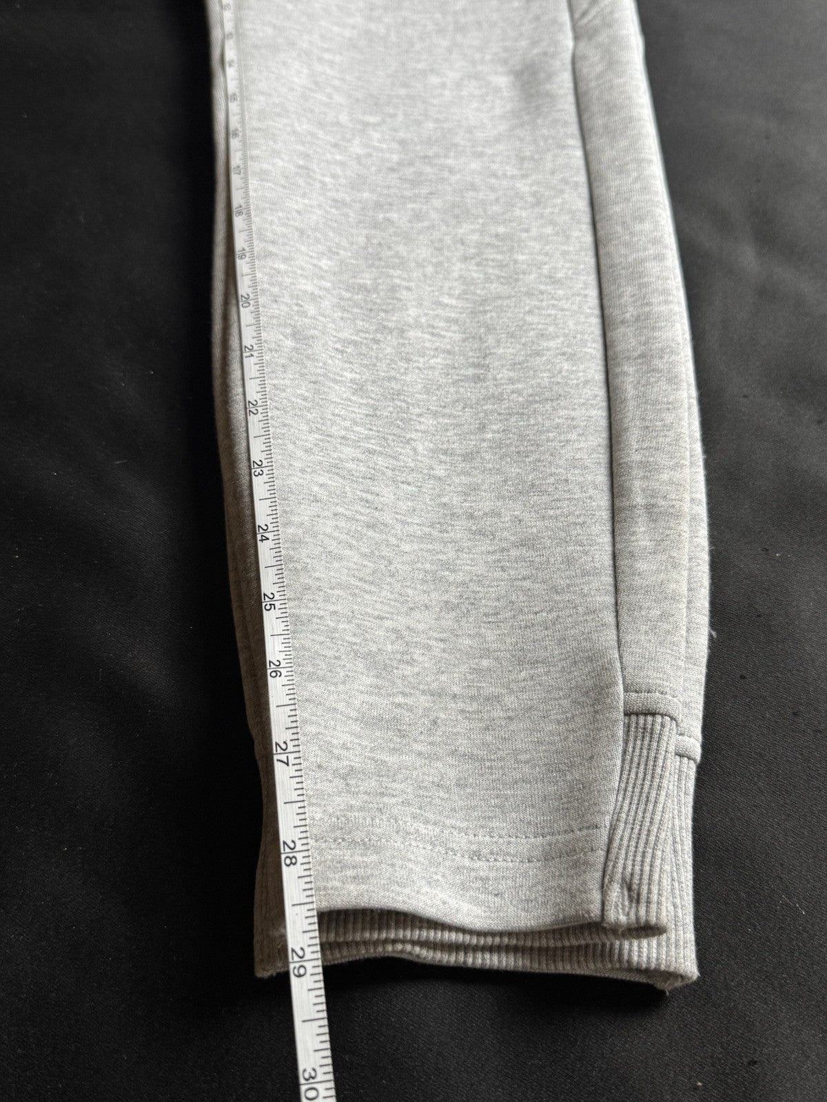 LeverWear Women’s SweatPants Size S.     (B.157)