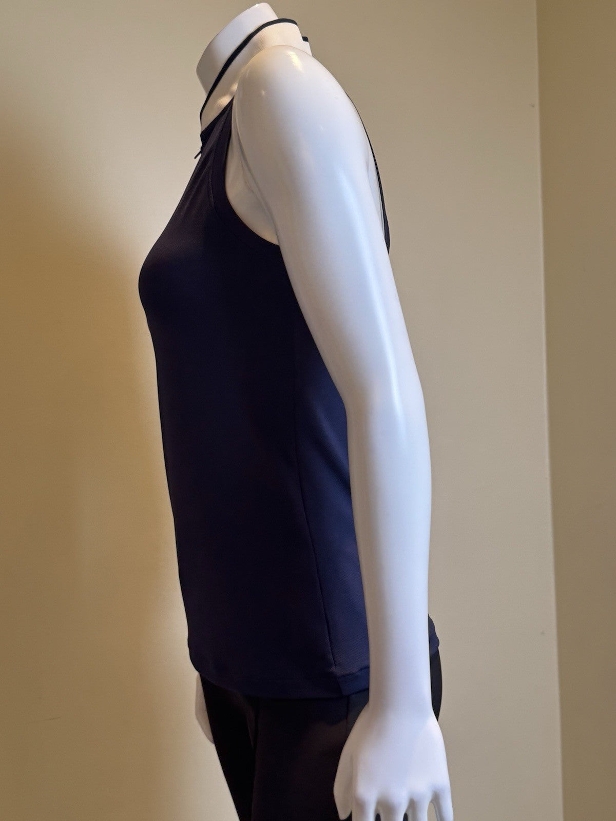 ADMIRALS COVE Women’s Golf shirt Sz S.    (B.167)